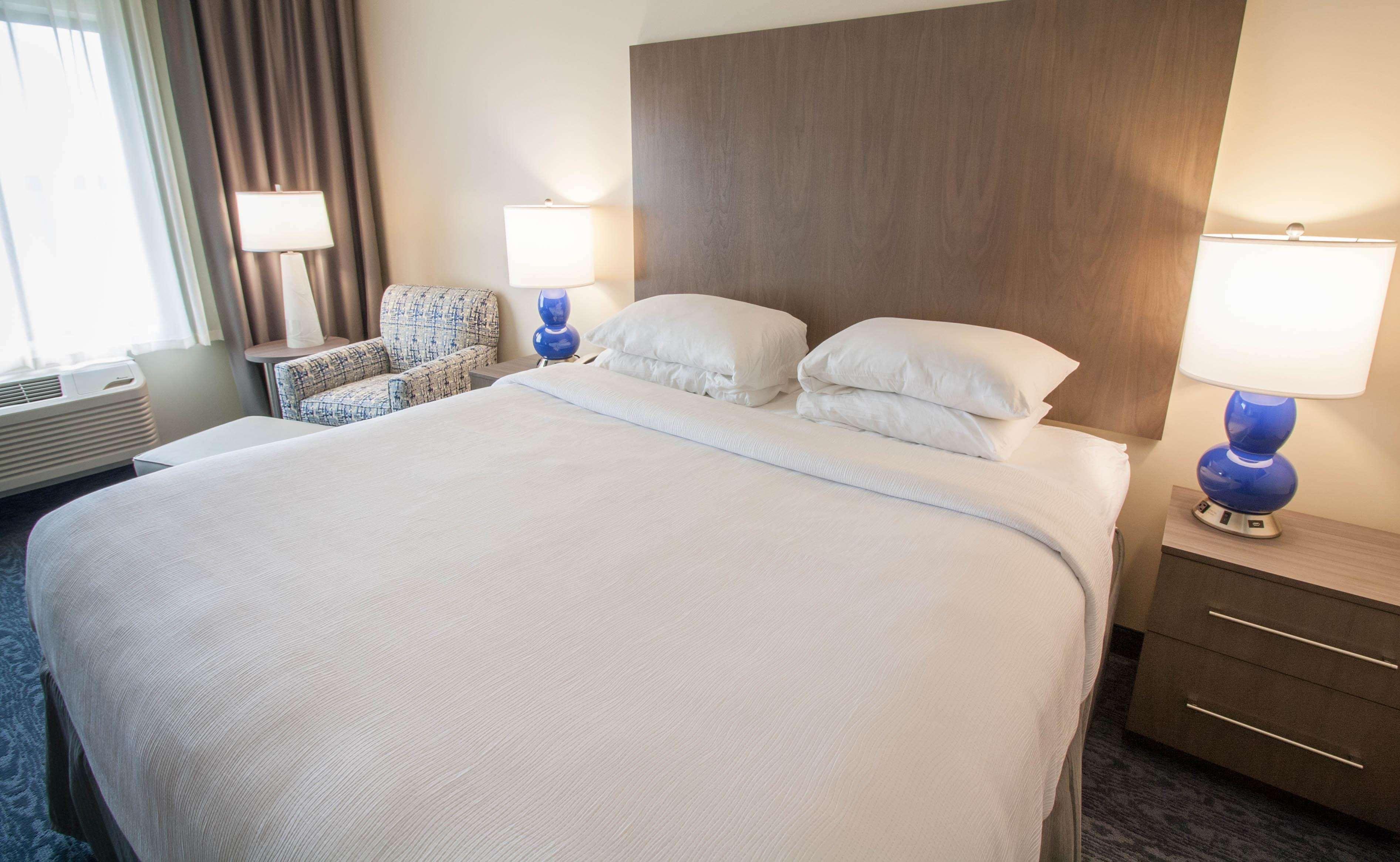 Hotel Renovo Des Moines Urbandale,Tapestry Collection Hilton Exterior foto